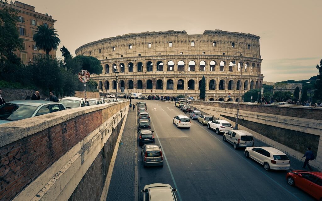 “Unveiling the Majestic Marvels: Explore the Legendary Colosseum and Ancient Roman Amphitheaters!”